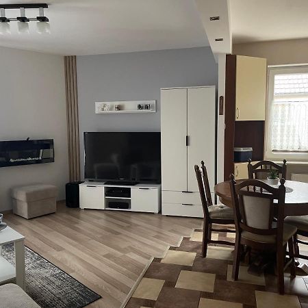 Tila Apartman Wałcz Kültér fotó